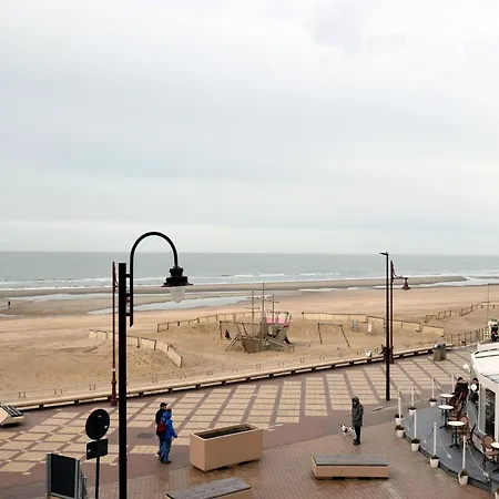 Celine 0101 Beautiful With Sea View De Haan